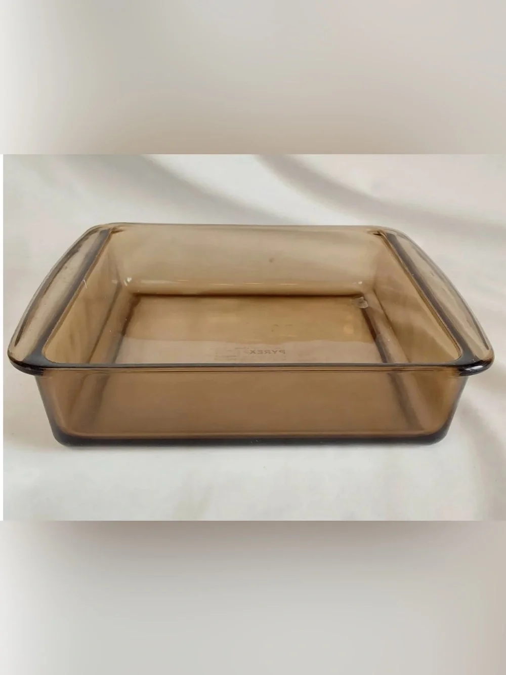 4pc Vintage Amber/Brown PYREX Baking Dishes- Some Chips
